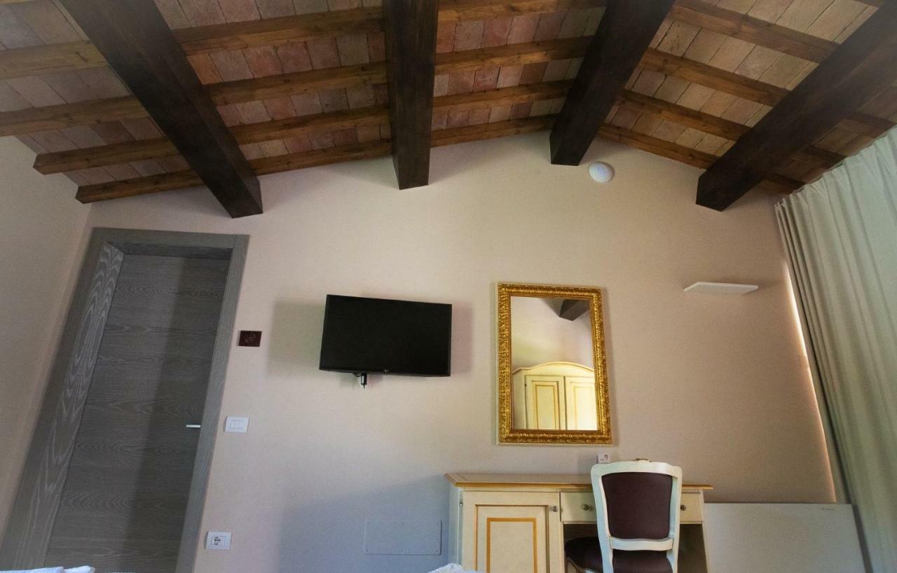Borgo Rossi Villa La Strada Exterior foto